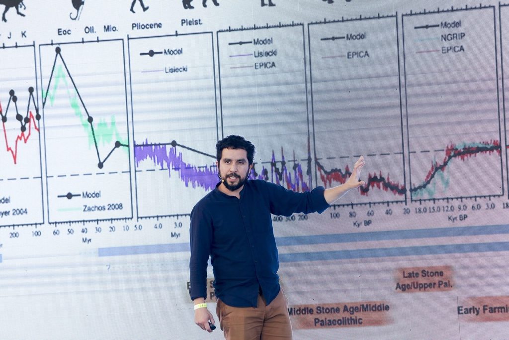 ENCUENTRO CHILE AGRÍCOLA 2026: INSCRIPCIONES ABIERTAS PARA LA ACTIVIDAD GRATUITA Participantes y expertos reunidos en el Encuentro Chile Agrícola analizando innovaciones para el sector rural.