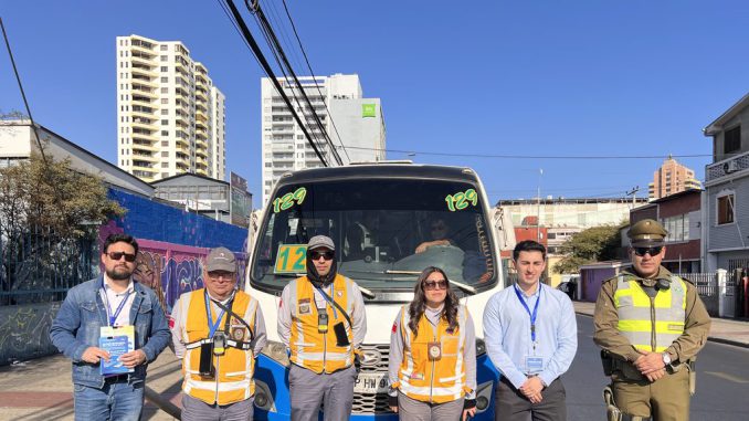 Buses de transporte público operando con sistemas de pago electrónico en la región de Antofagasta