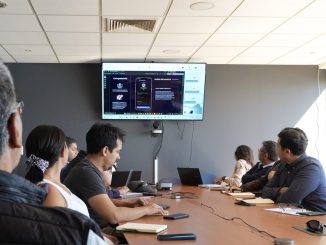 Autoridades y emprendedores participando en la Semana de la Innovación en Antofagasta