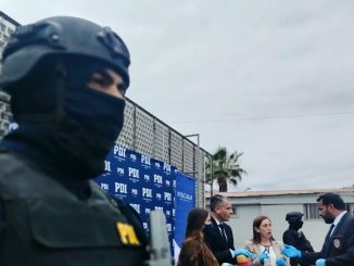 Personal de la PDI incauta droga en un operativo antidrogas en Calama.