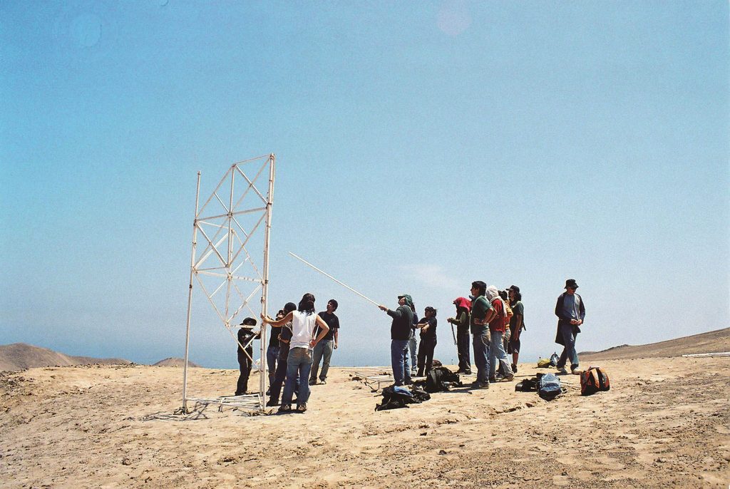 UN NUEVO LIBRO RESCATA MÁS DE 30 AÑOS DE ENSEÑANZA DE LA ARQUITECTURA EN EL DESIERTO DE ATACAMA Libro Taller Inicio que documenta la enseñanza de la arquitectura en el desierto de Atacama