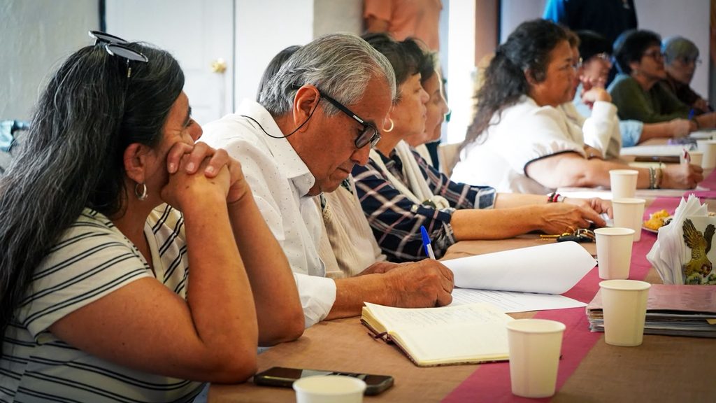 Alcalde de Antofagasta Sacha Razmilic reunido con vecinos de Villa Florida
